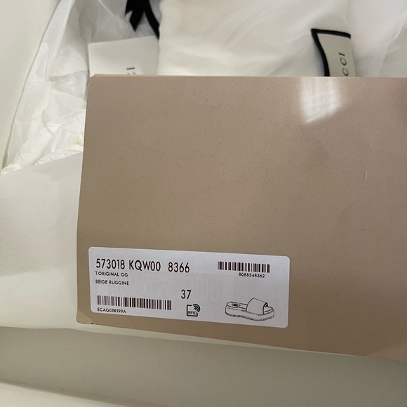 Original Gucci
Angelina logo-detailed coated-canvas platform sandals
Beige - Picture 9 of 10